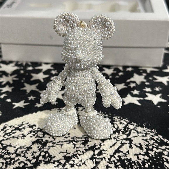 Baublebar x Disney Mickey Mouse Pearl Bag Charm - Picture 3 of 9